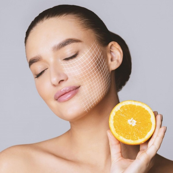 SKINTRA LIGHT YOUR SKIN SERUM VITAMINA C 20% 2