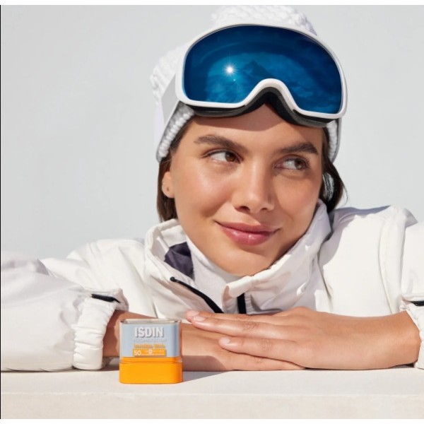 FOTOPROTECTOR ISDIN INVISIBLE SPF 50  1 STICK 10 G